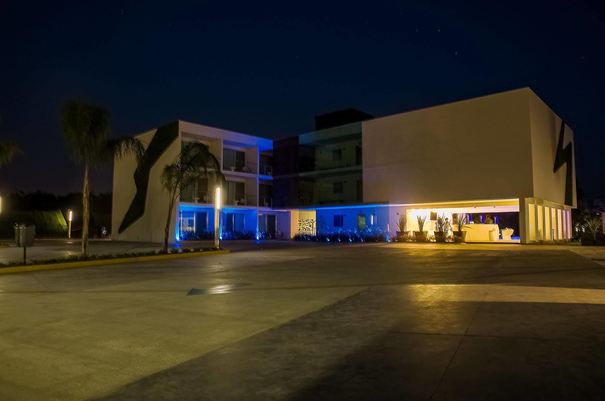 Hotel Aqua Spa & Resort Martínez de La Torre Buitenkant foto